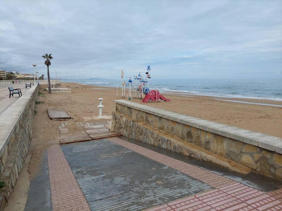 Apartamento Playa Piles -Familias- Экстерьер фото